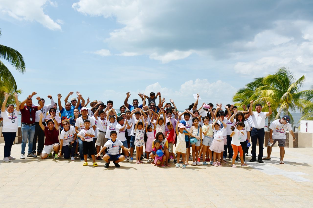 ENTREGAN CONSTANCIAS A PARTICIPANTES DE LA NOVENA EDICIÓN DEL CURSO DE VERANO EN PLAYA BONITA