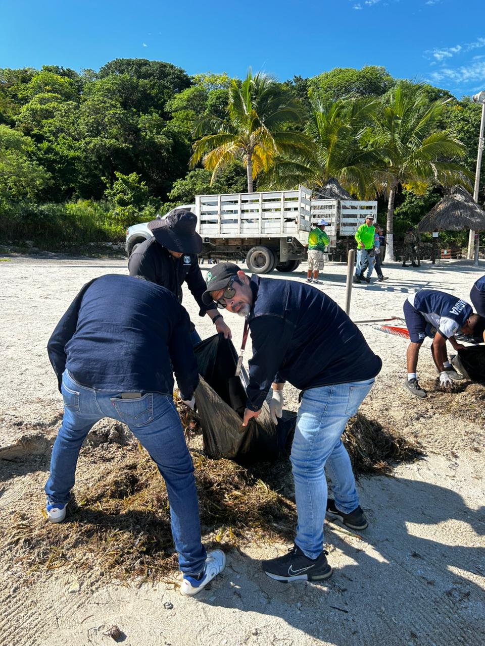Jornada Nacional de Limpieza de Playas desde el Balneario Inclusivo Playa Bonita